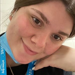 Meet your Posher, Maria andreina